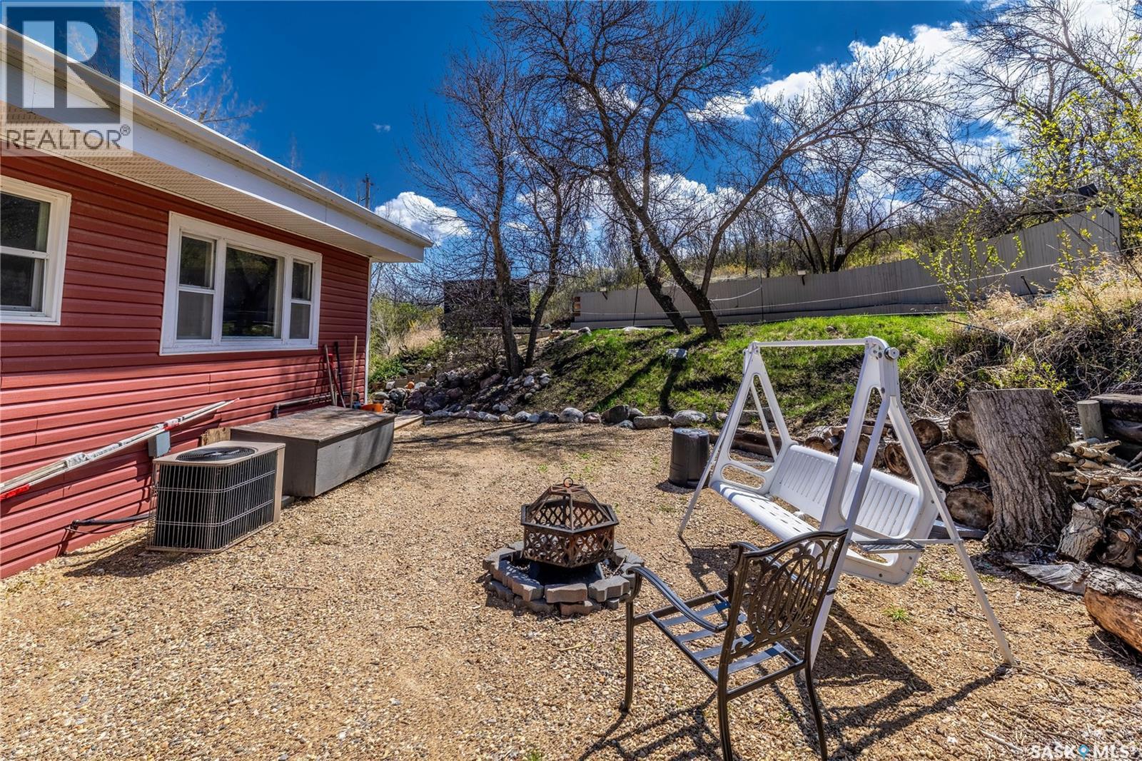 1041 Tatanka Drive, South Lake, SK - Outdoor