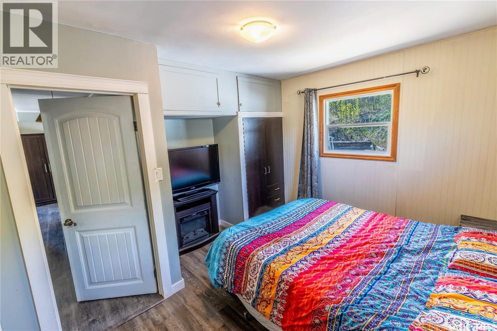 1041 Tatanka Drive, South Lake, SK - Indoor Photo Showing Bedroom
