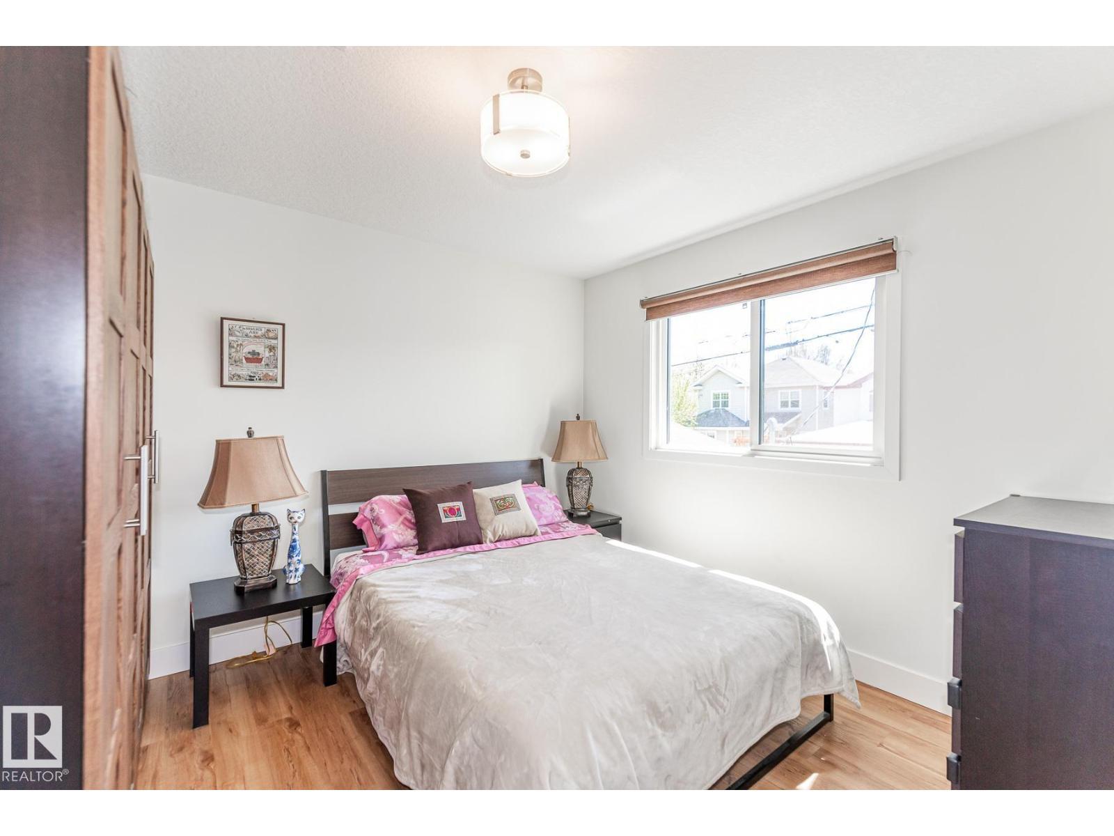 11445 79 Av Nw, Edmonton, AB - Indoor Photo Showing Bedroom