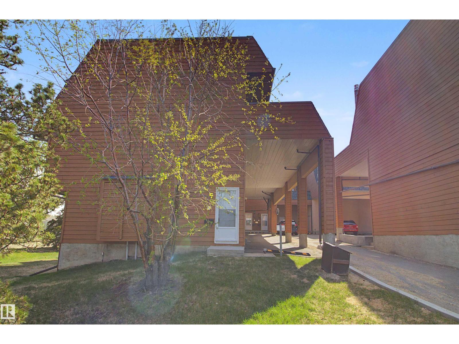 5953 40 Av Nw, Edmonton, AB