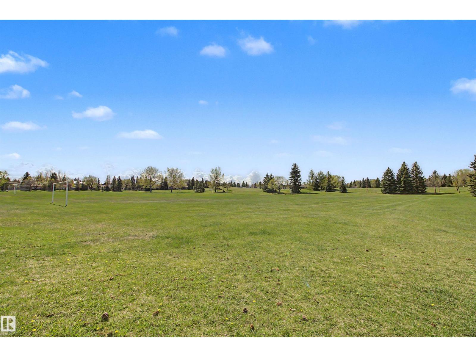 5953 40 Av Nw, Edmonton, AB