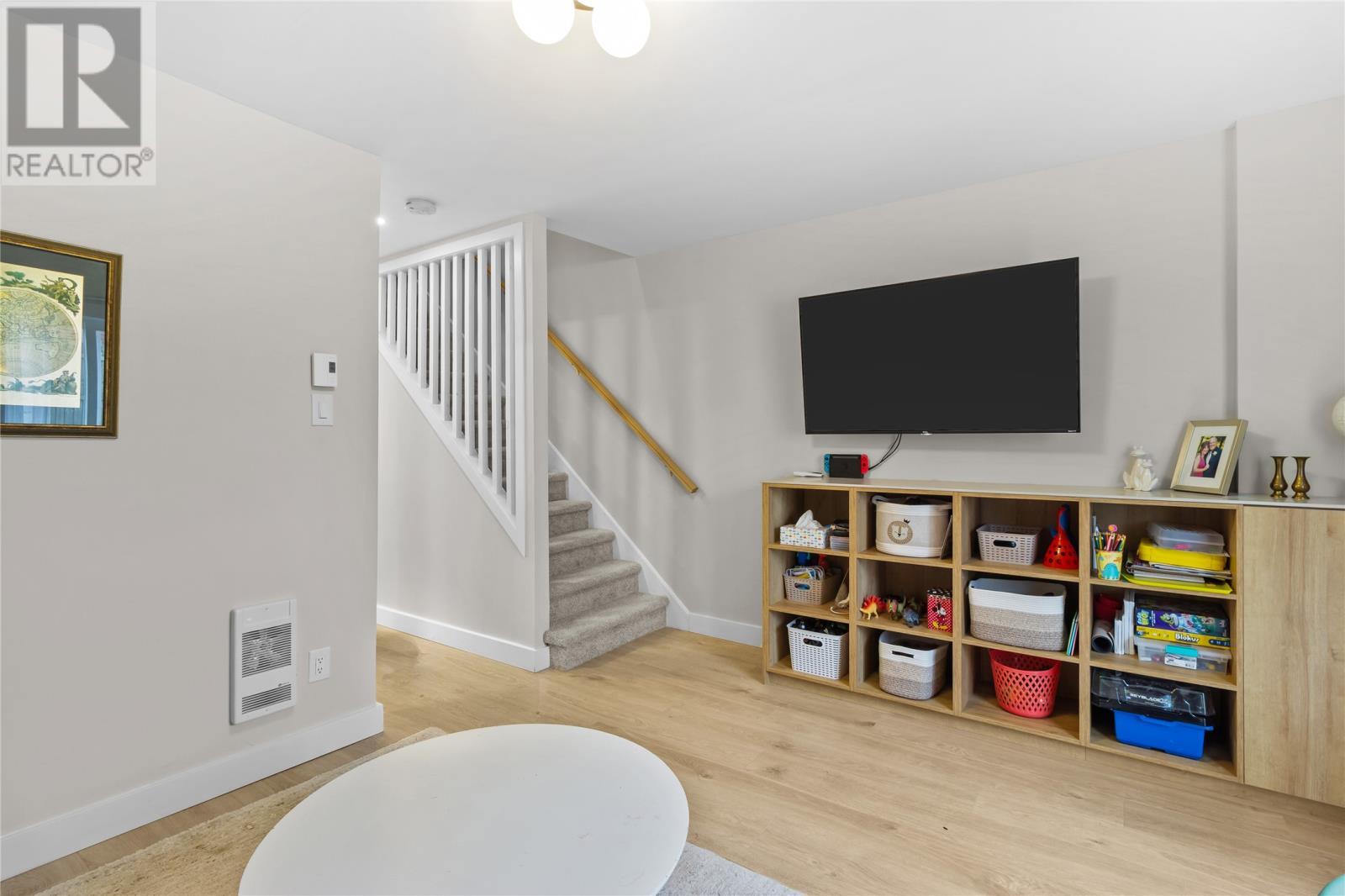Quality Flooring Throughout - 13 Devine Place, St. John'S, NL - Indoor