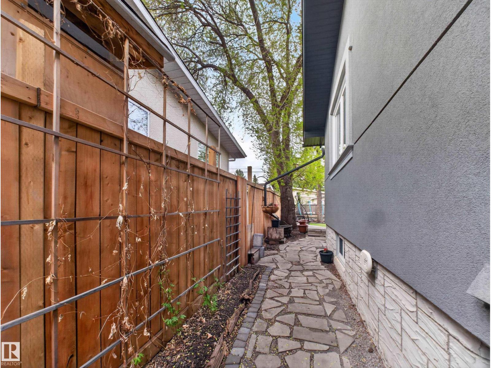 4112 120 St Nw, Edmonton, AB