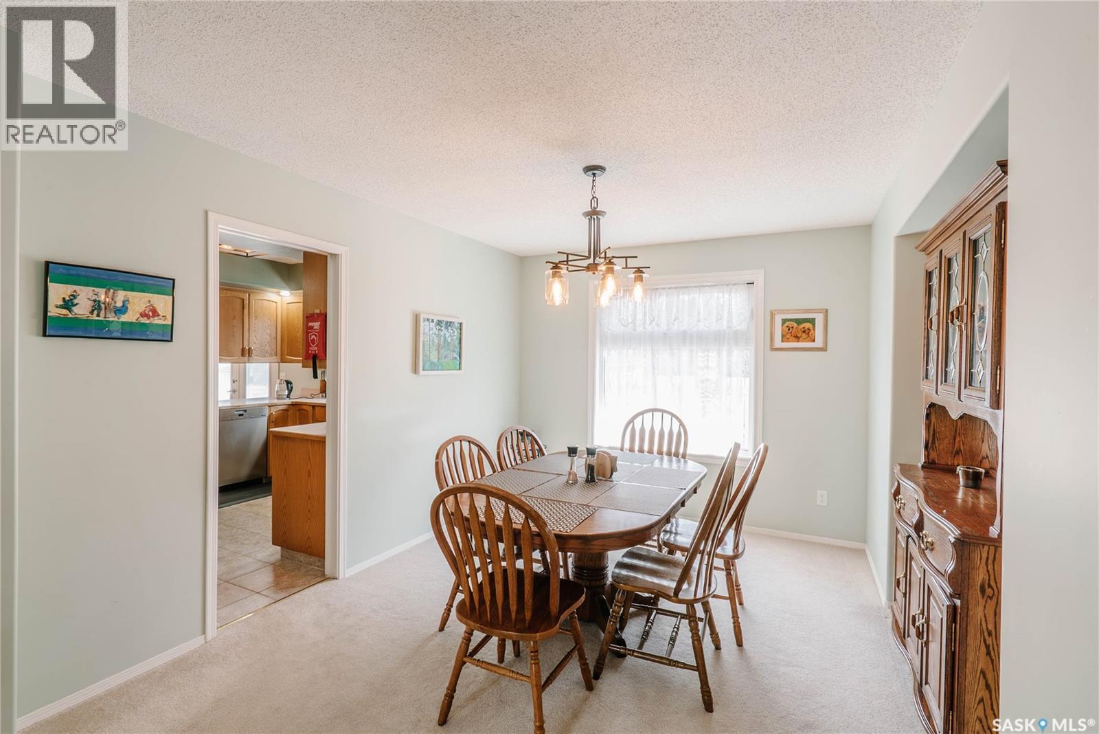 542 Bornstein Terrace, Saskatoon, SK - Indoor Photo Showing Dining Room