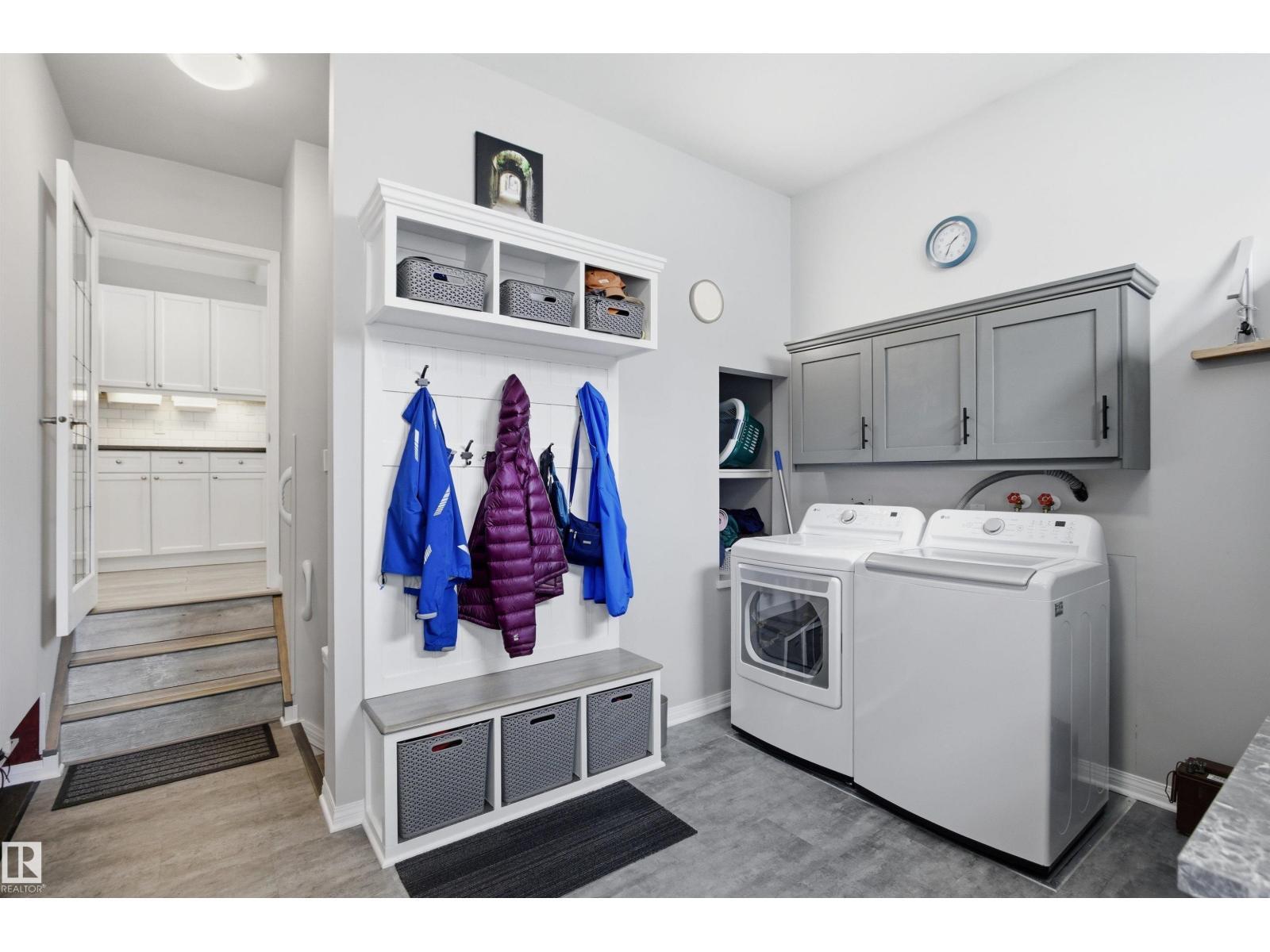 10663 59 St Nw, Edmonton, AB - Indoor Photo Showing Laundry Room