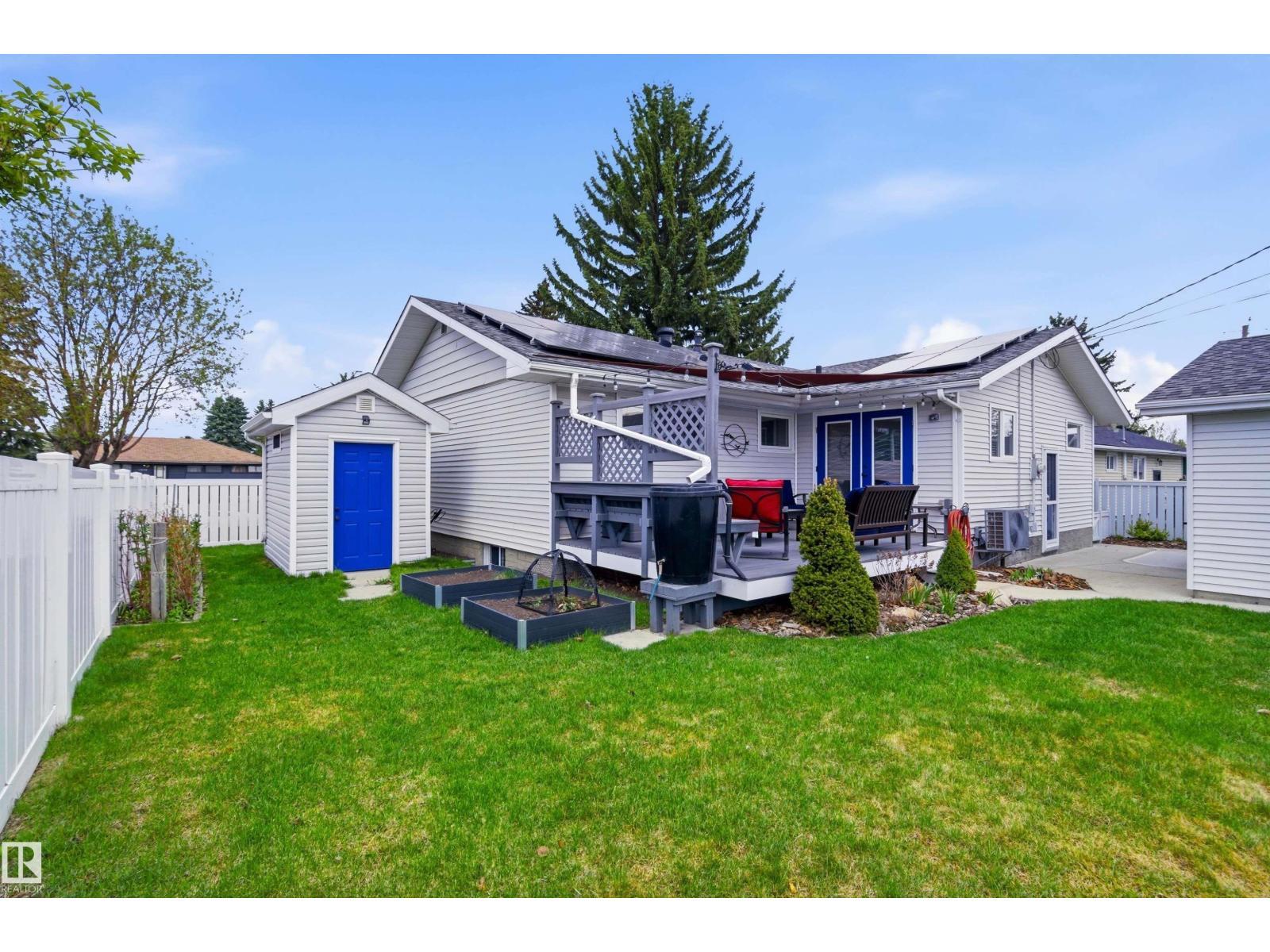 10663 59 St Nw, Edmonton, AB - Outdoor