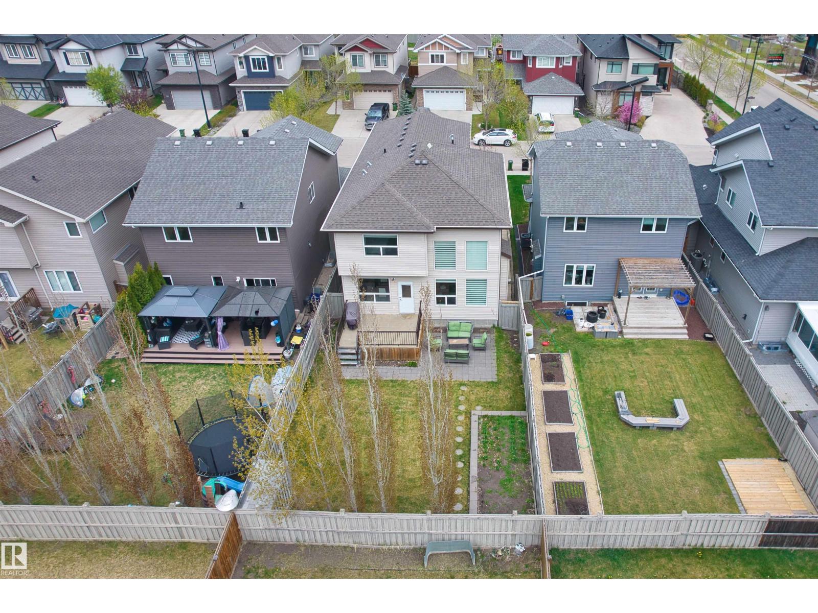3807 Claxton Cl Sw, Edmonton, AB