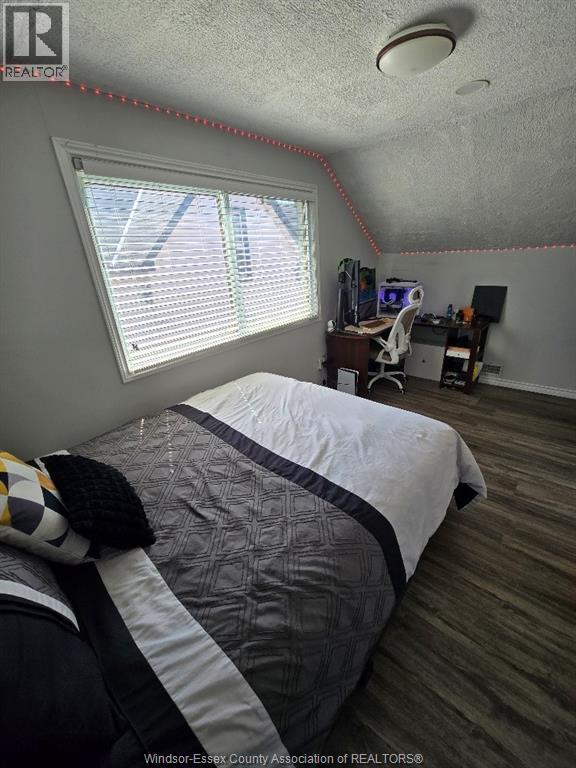 1175 Campbell, Windsor, ON - Indoor Photo Showing Bedroom