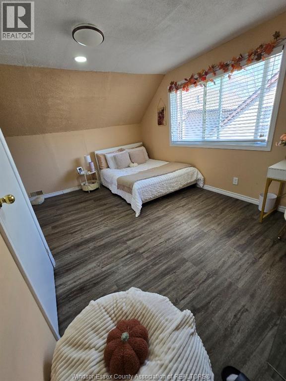 1175 Campbell, Windsor, ON - Indoor Photo Showing Bedroom