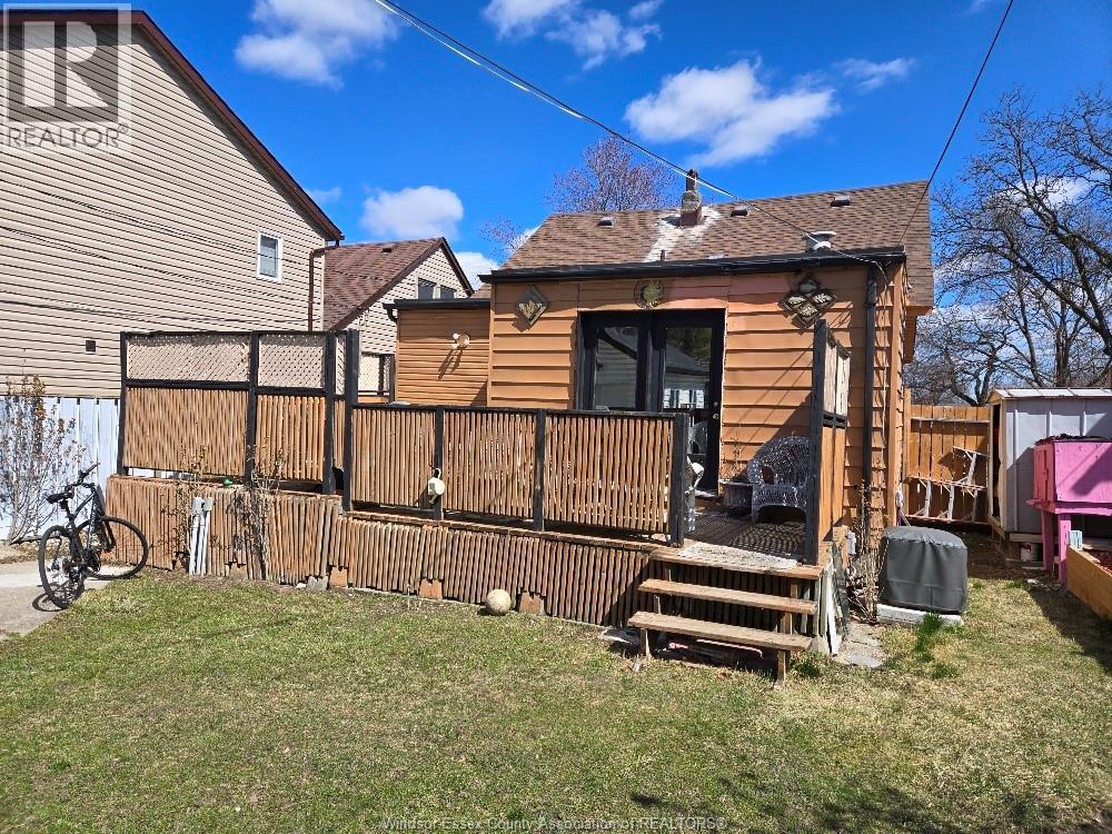 1175 Campbell, Windsor, ON - Outdoor With Deck Patio Veranda