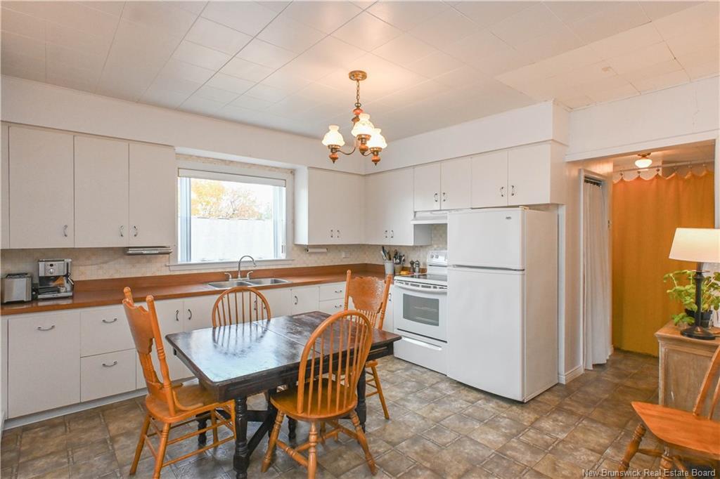 310 Jd Gauthier Blvd, Shippagan, NB