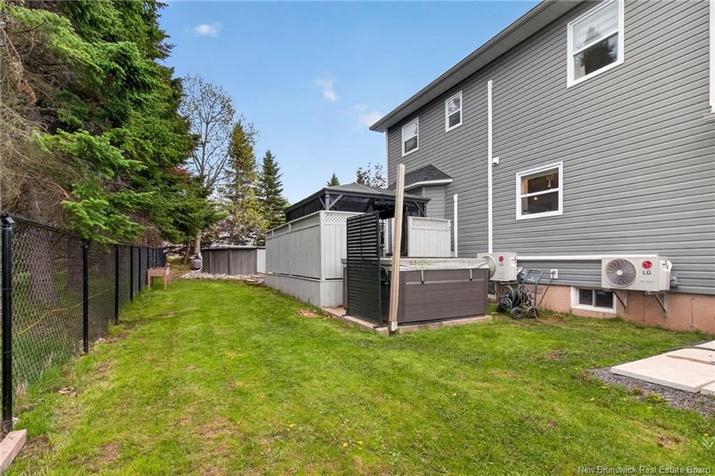 25 Alberta, Dieppe, NB