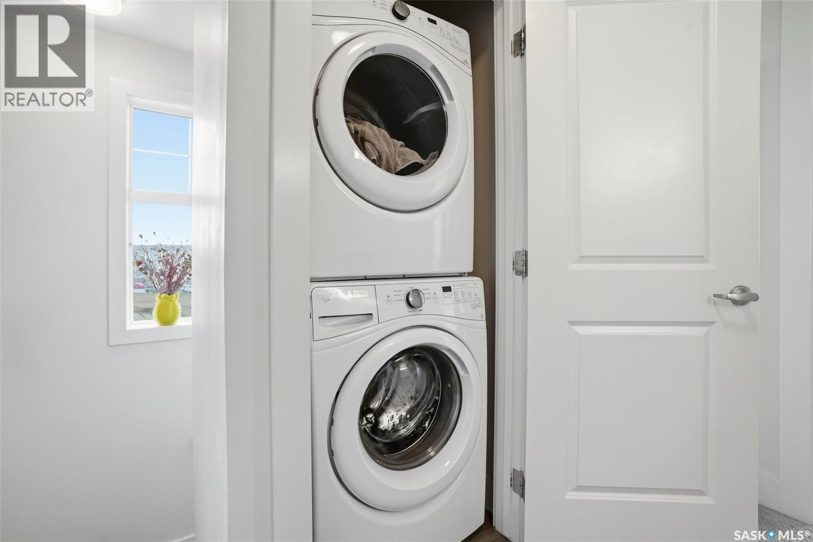 737 Meadows Boulevard, Saskatoon, SK - Indoor Photo Showing Laundry Room
