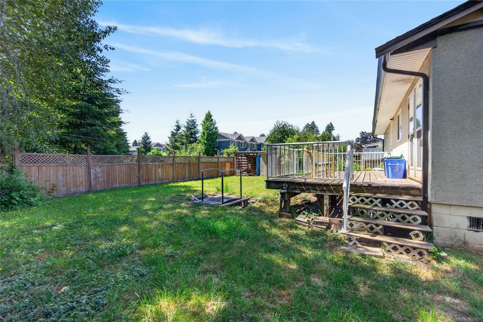 295 Centennial Dr, Courtenay, BC