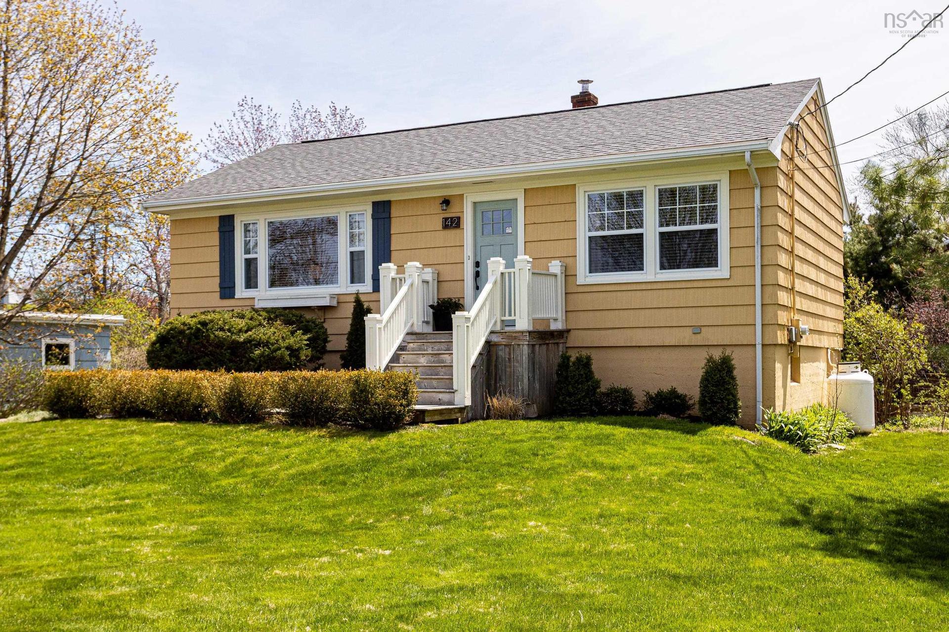 142 Frederick Avenue, Halifax, NS