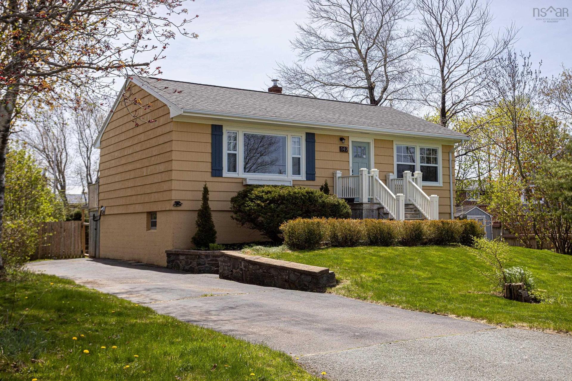 142 Frederick Avenue, Halifax, NS