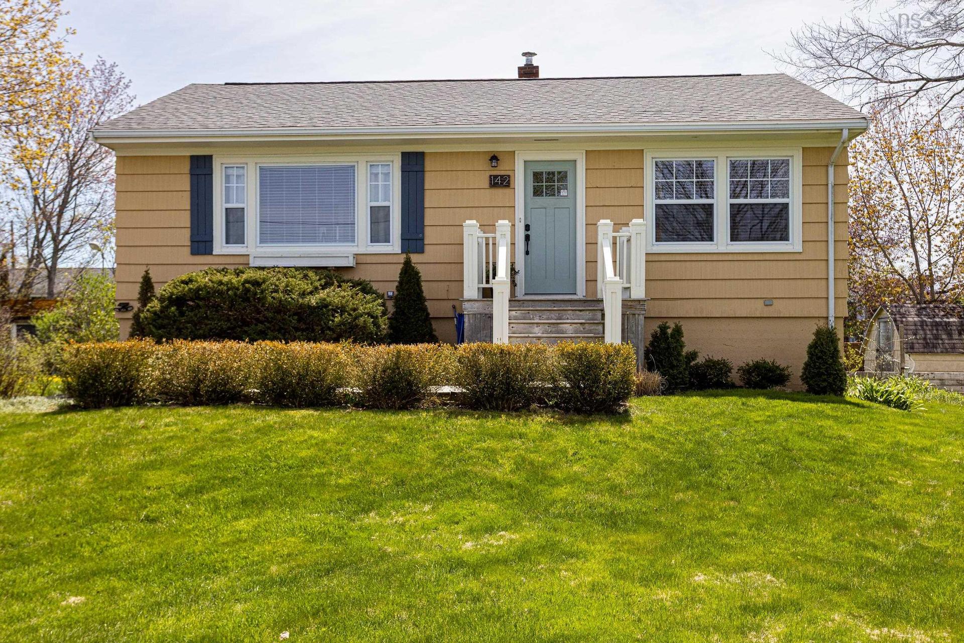 142 Frederick Avenue, Halifax, NS