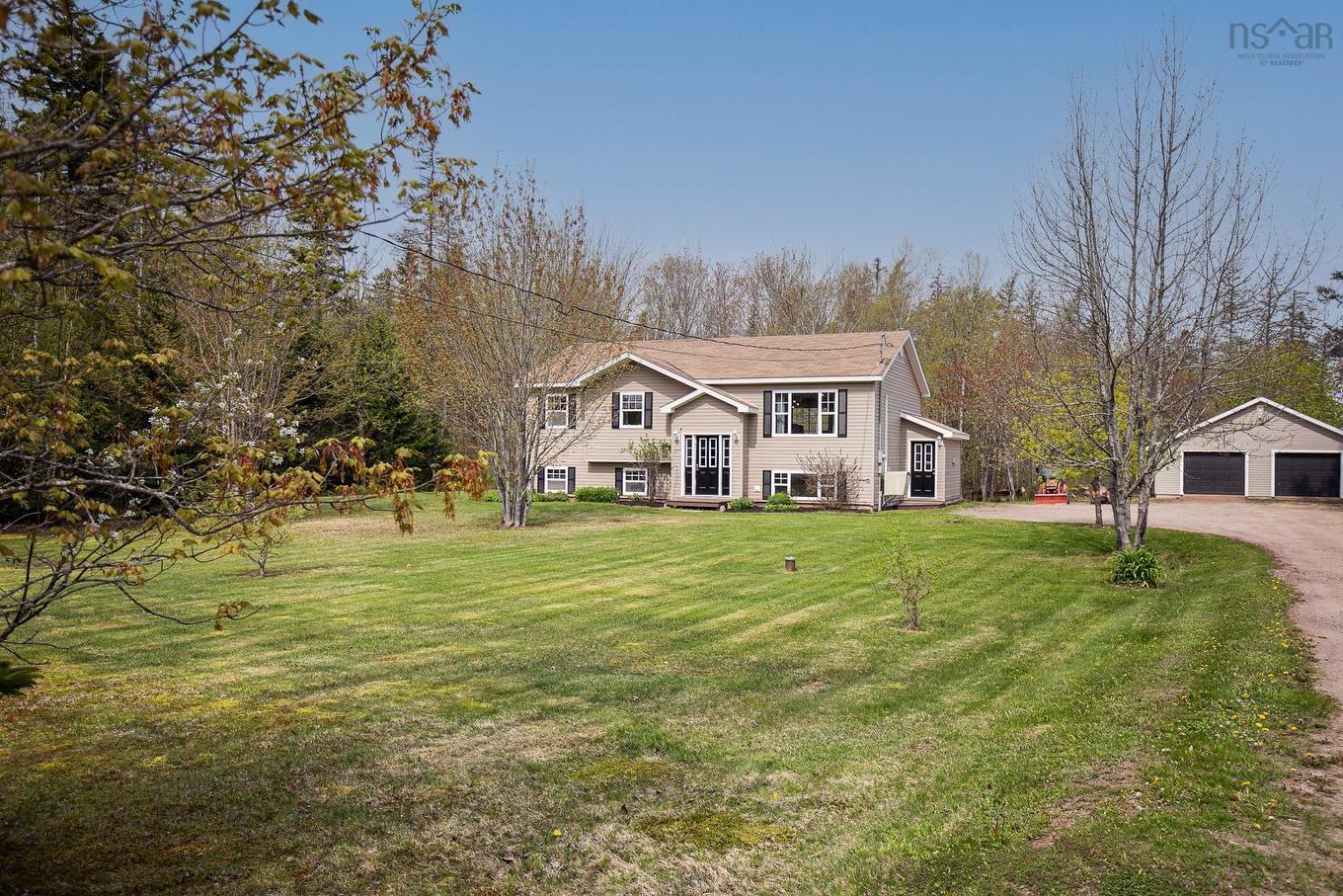 1223 Southampton Road, West Amherst, NS