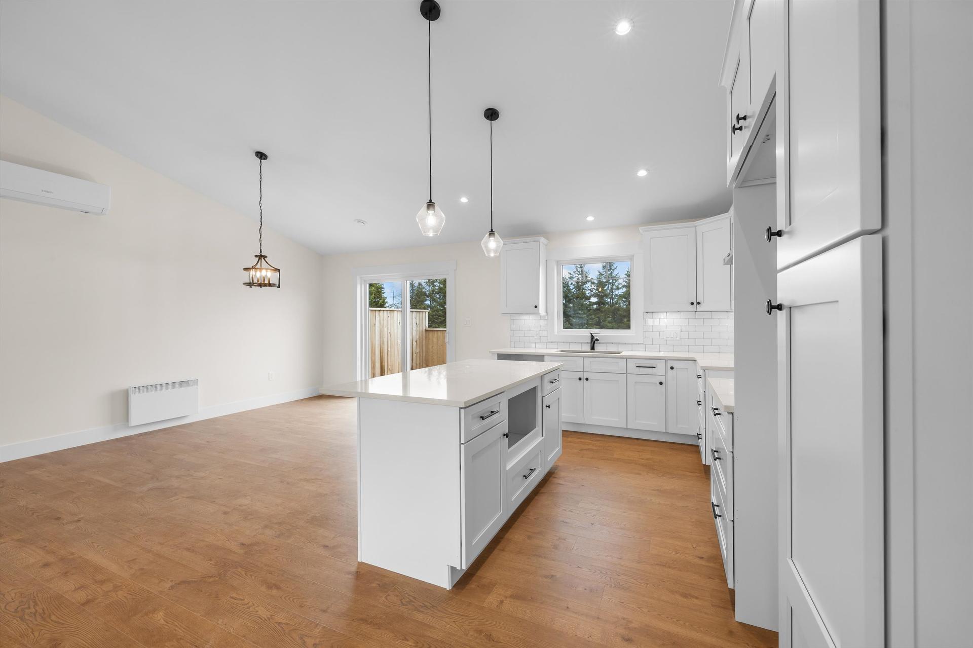103 Stanmol Drive, Charlottetown, PE - Indoor Photo Showing Kitchen With Upgraded Kitchen