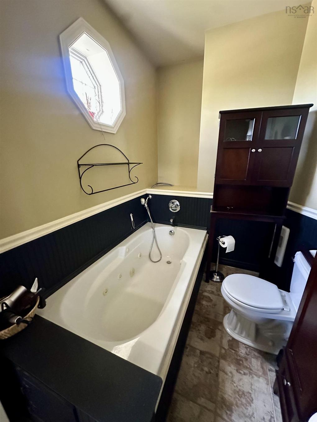 17 Macquarrie Drive, Port Hawkesbury, NS