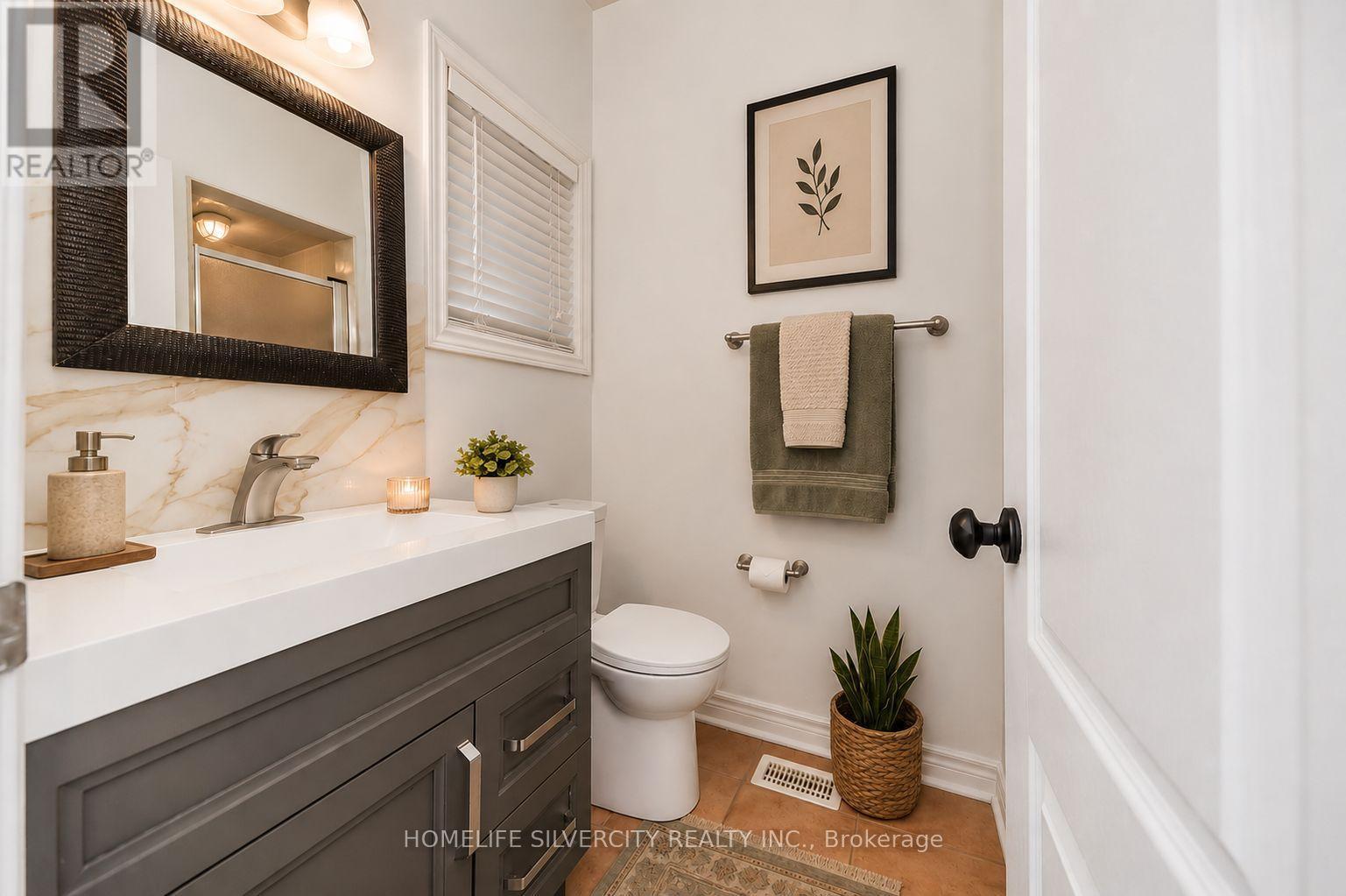 61 Pinebrook Circle, Caledon, ON - Indoor Photo Showing Bathroom