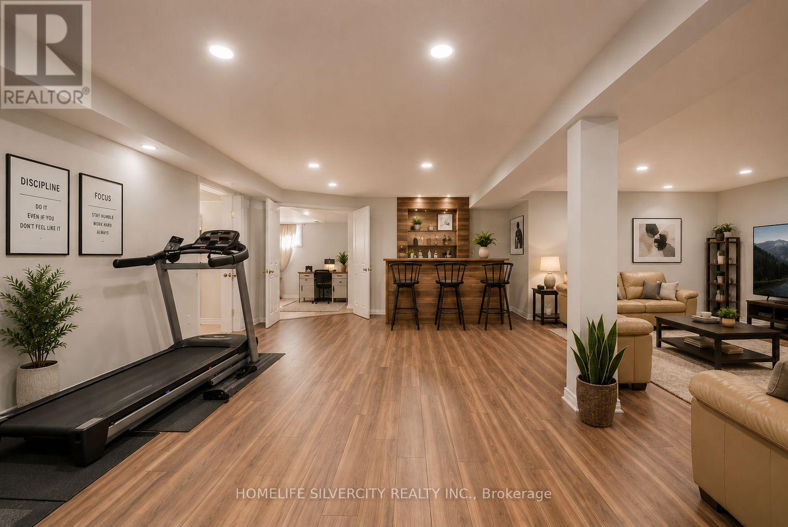 61 Pinebrook Circle, Caledon, ON - Indoor Photo Showing Gym Room