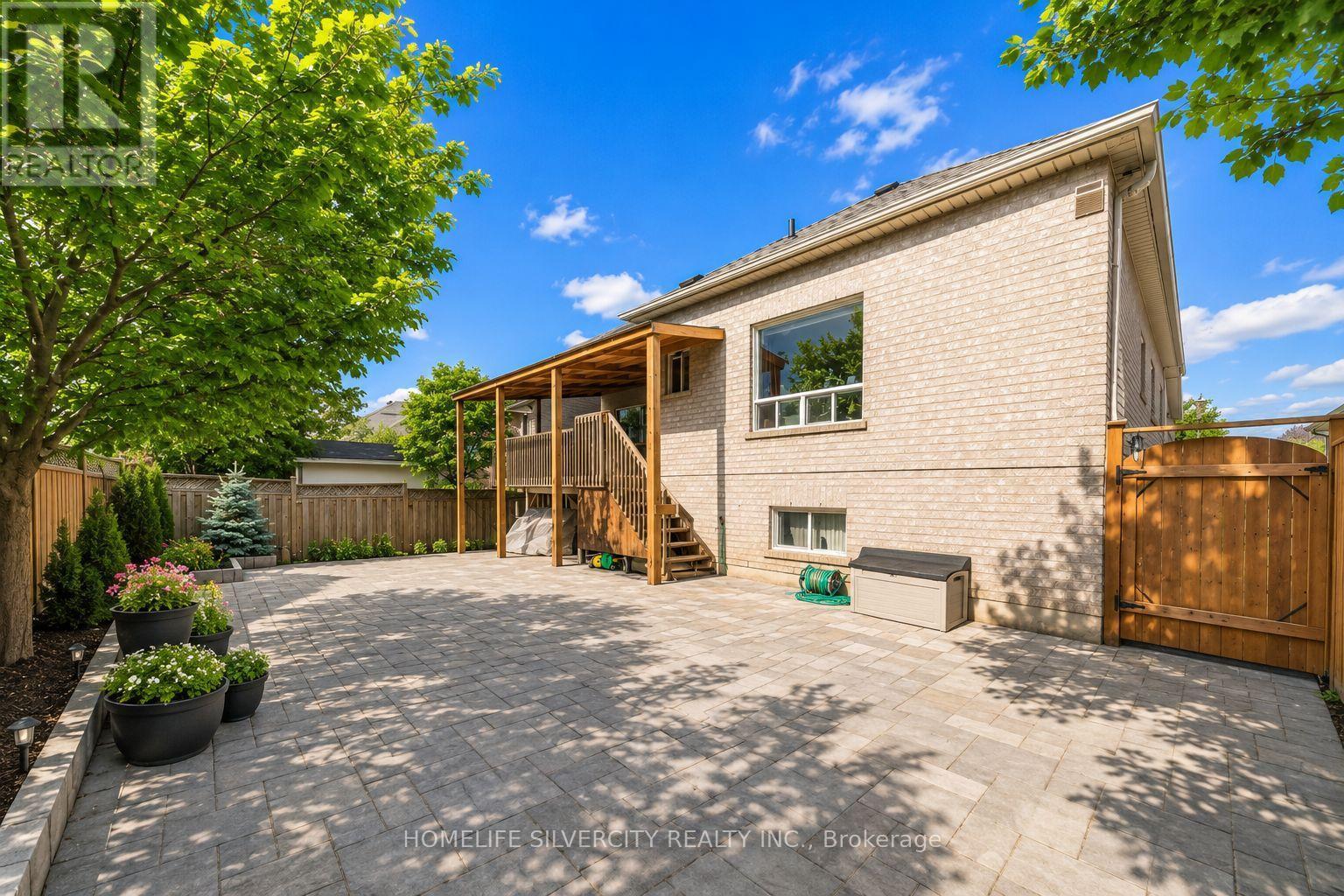 61 Pinebrook Circle, Caledon, ON - Outdoor