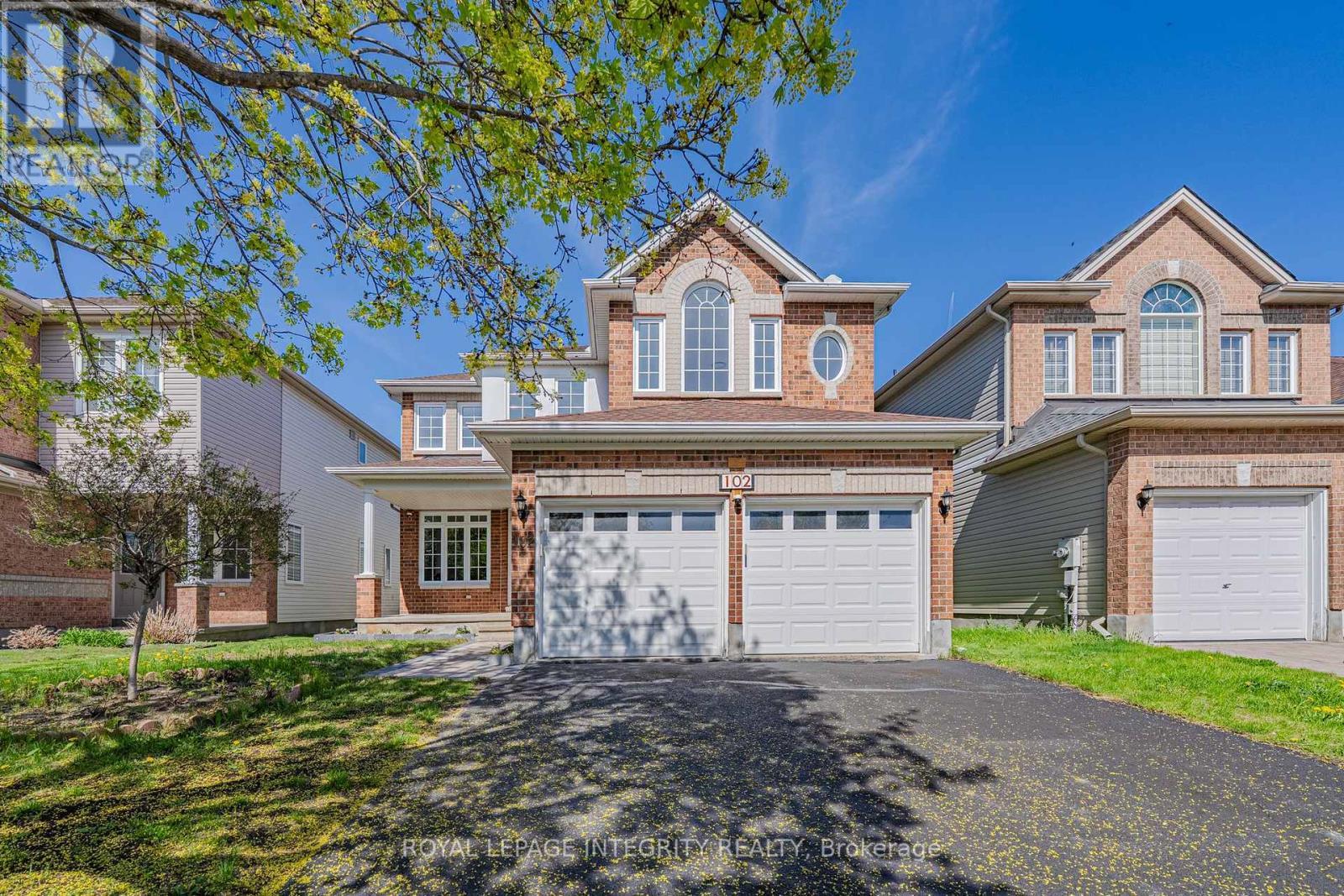 Front Exterior - Main - 102 Whitestone Drive, Ottawa, ON - Outdoor With Facade
