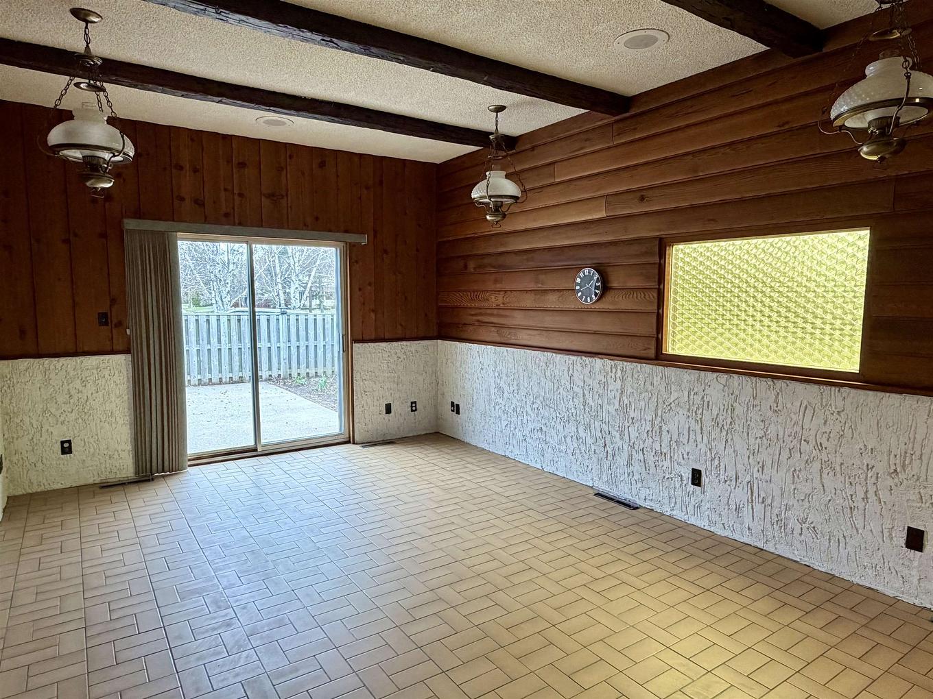 737 Confederation Drive, Thunder Bay, ON - Indoor Photo Showing Other Room
