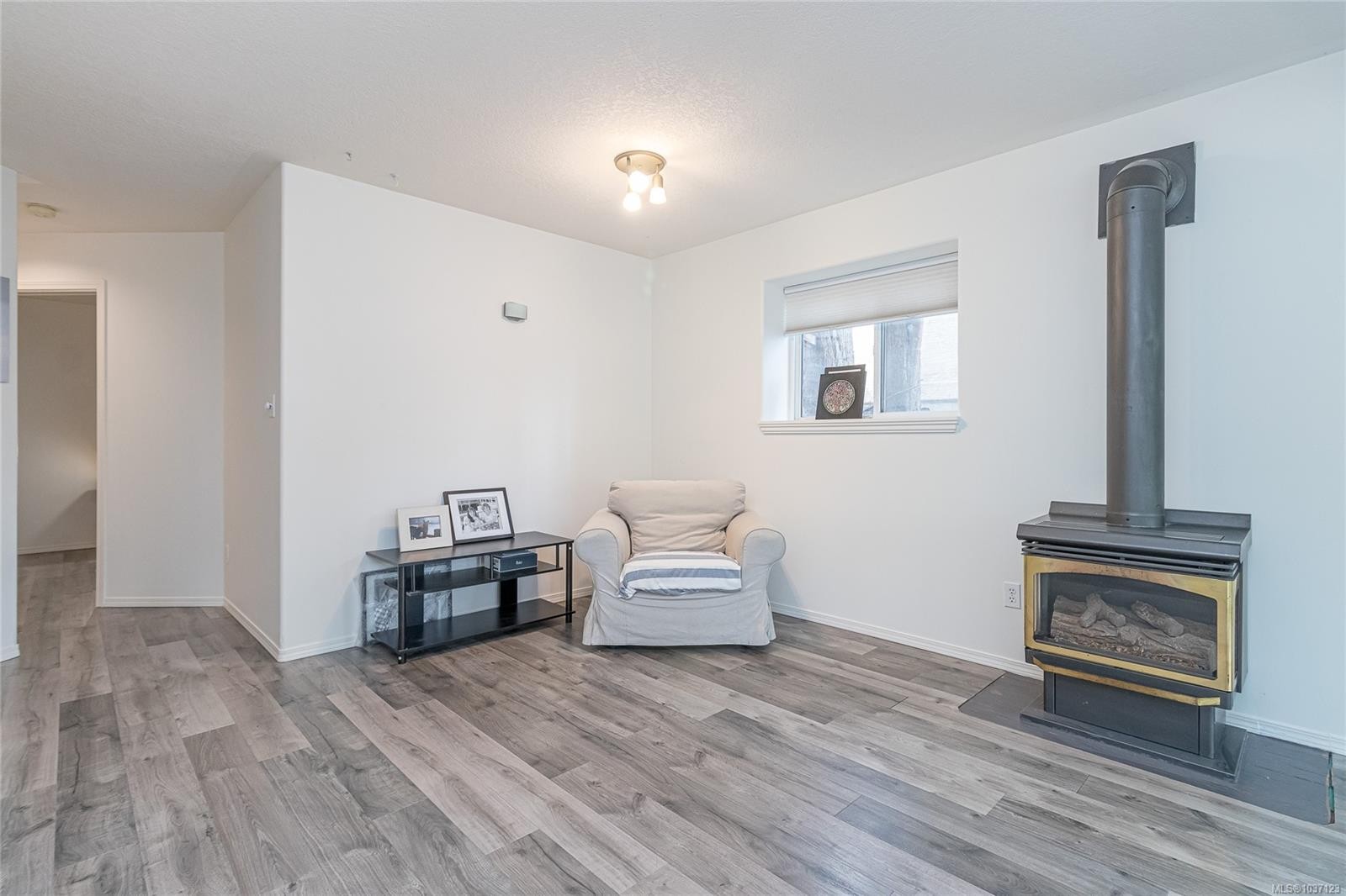8144 Arthur St, Crofton, BC