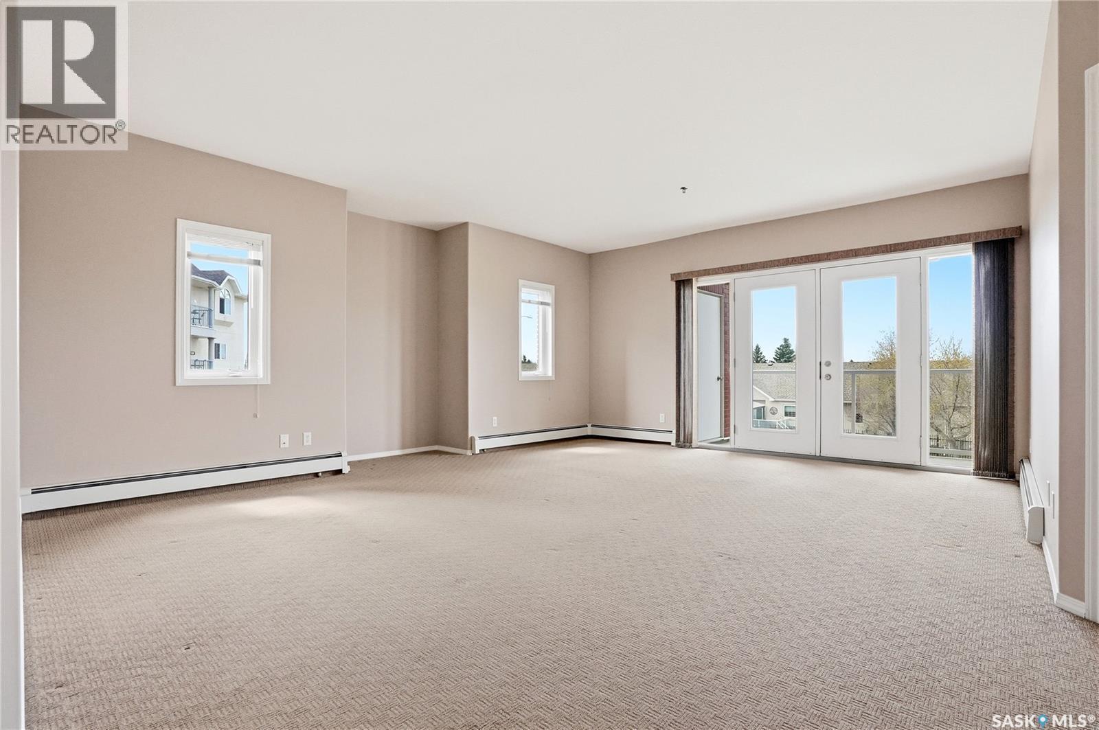 213 928 Heritage View, Saskatoon, SK - Indoor Photo Showing Other Room