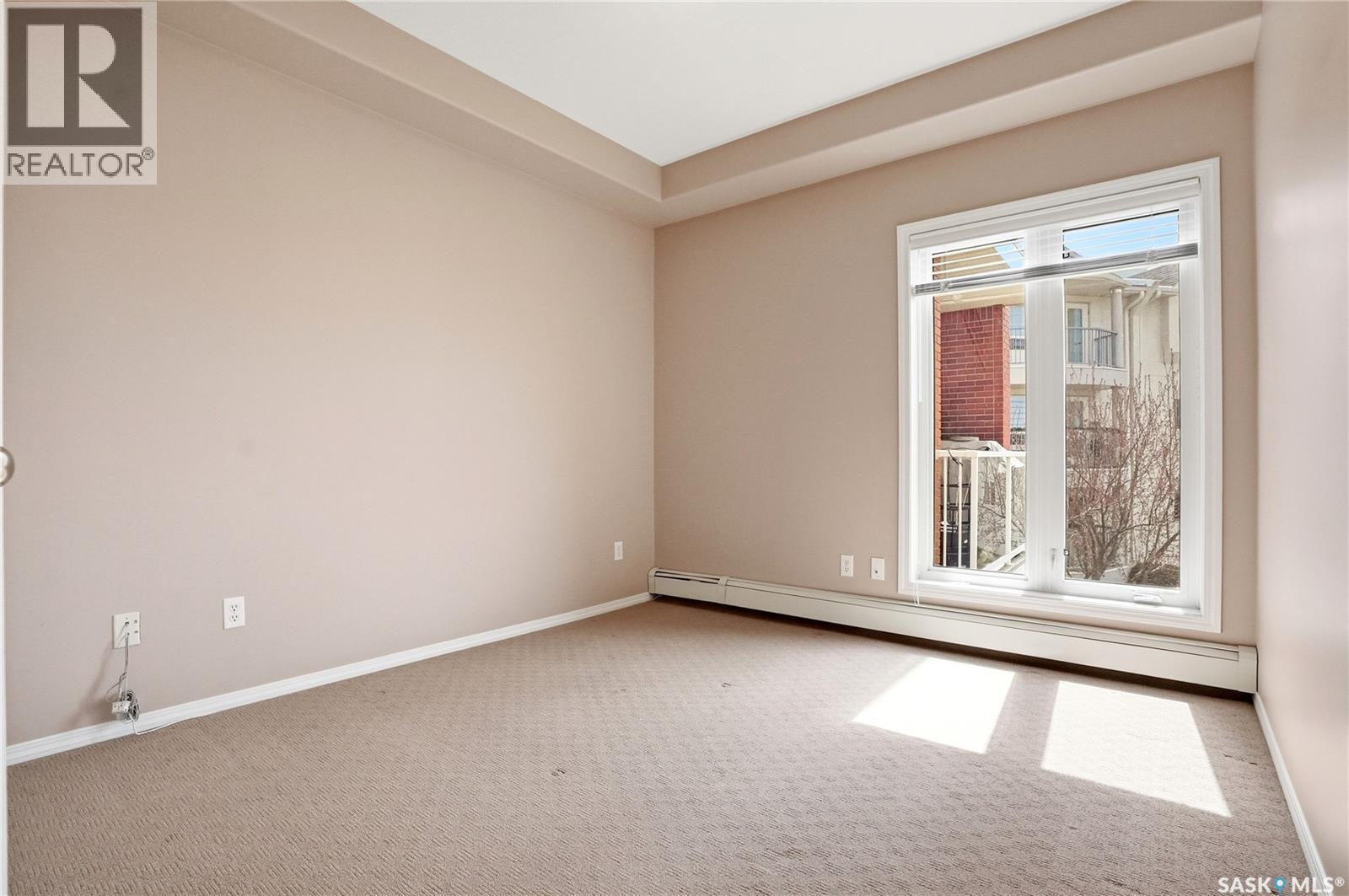 213 928 Heritage View, Saskatoon, SK - Indoor Photo Showing Other Room