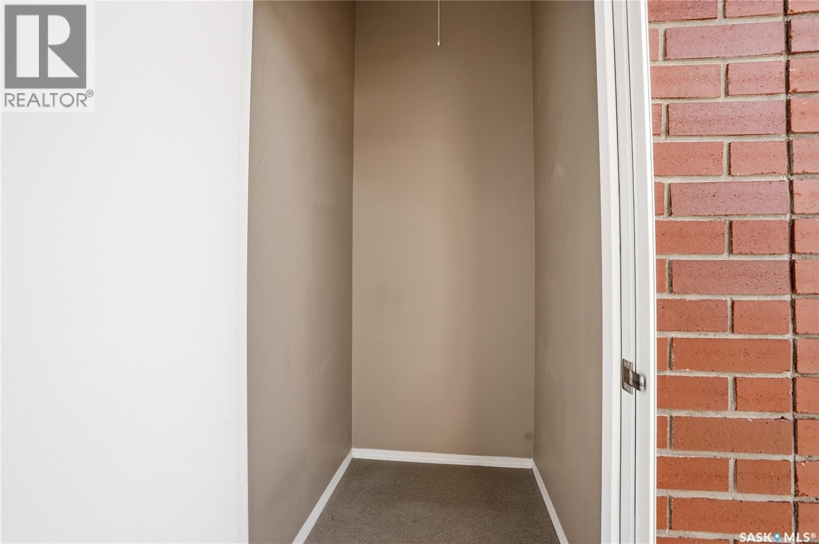 213 928 Heritage View, Saskatoon, SK - Indoor Photo Showing Other Room