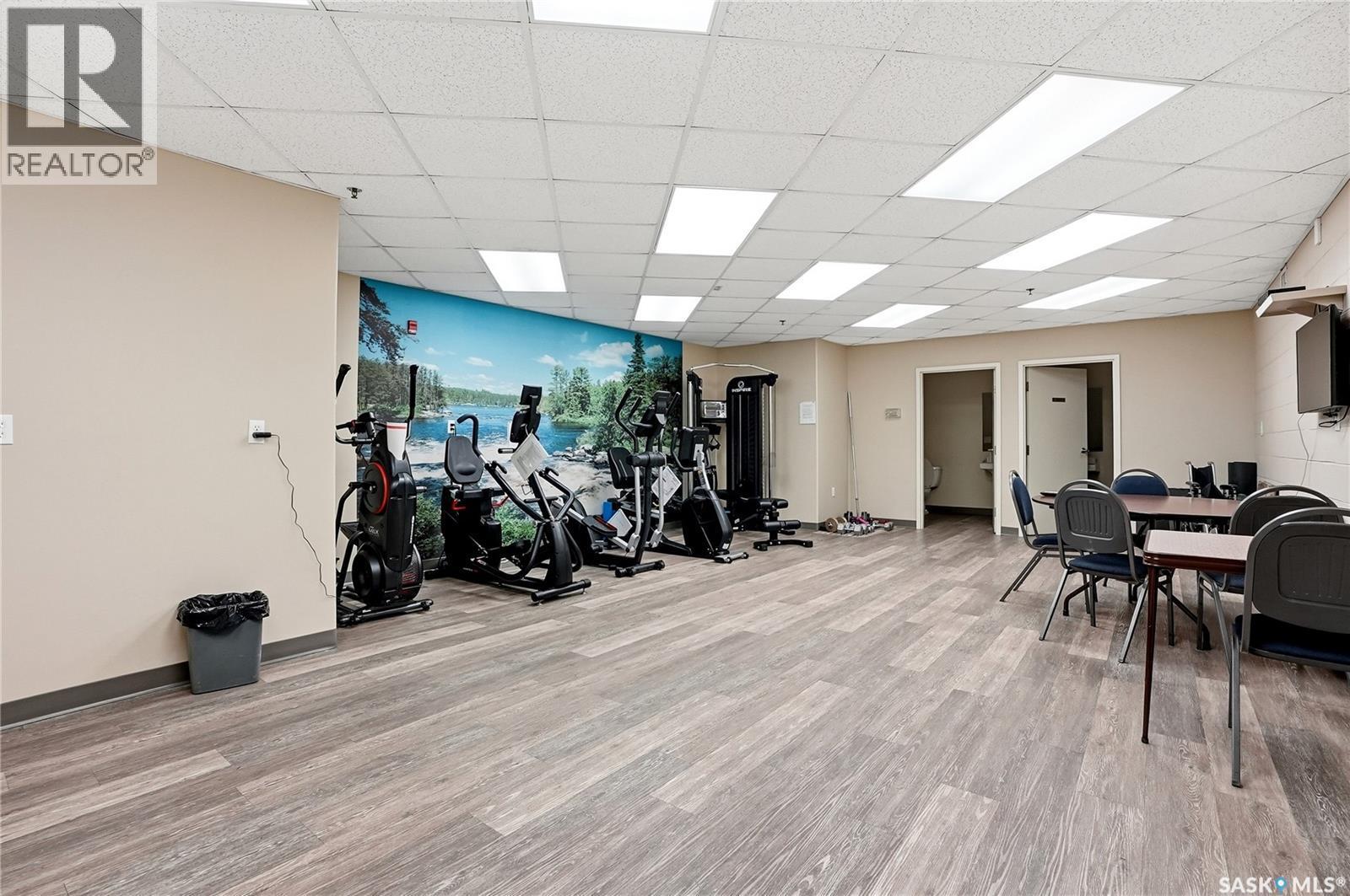 213 928 Heritage View, Saskatoon, SK - Indoor Photo Showing Gym Room
