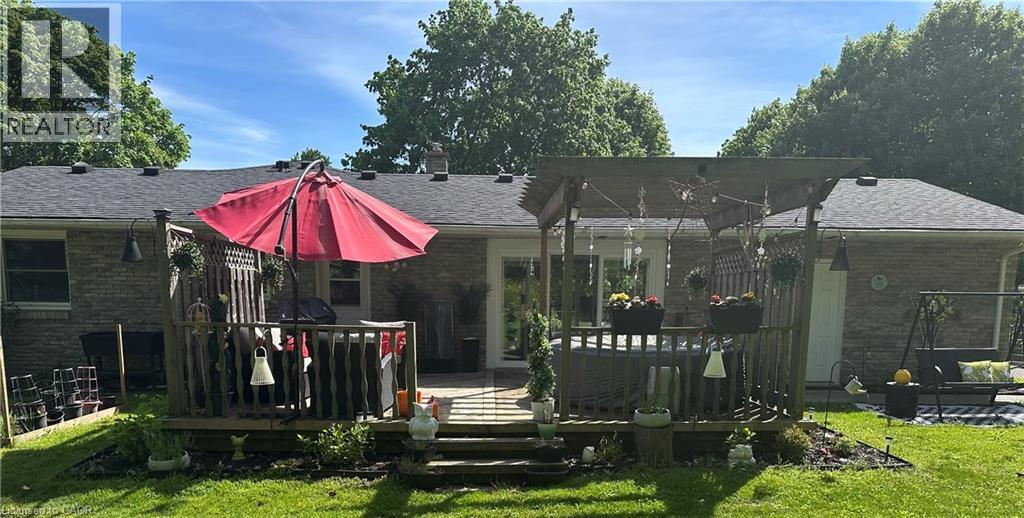 70 Berkley Crescent, Simcoe, ON - Outdoor