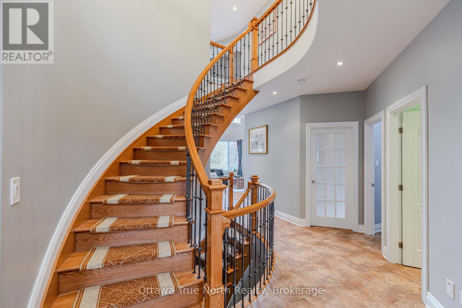 507 Kochar Drive, Ottawa, ON - Indoor Photo Showing Other Room
