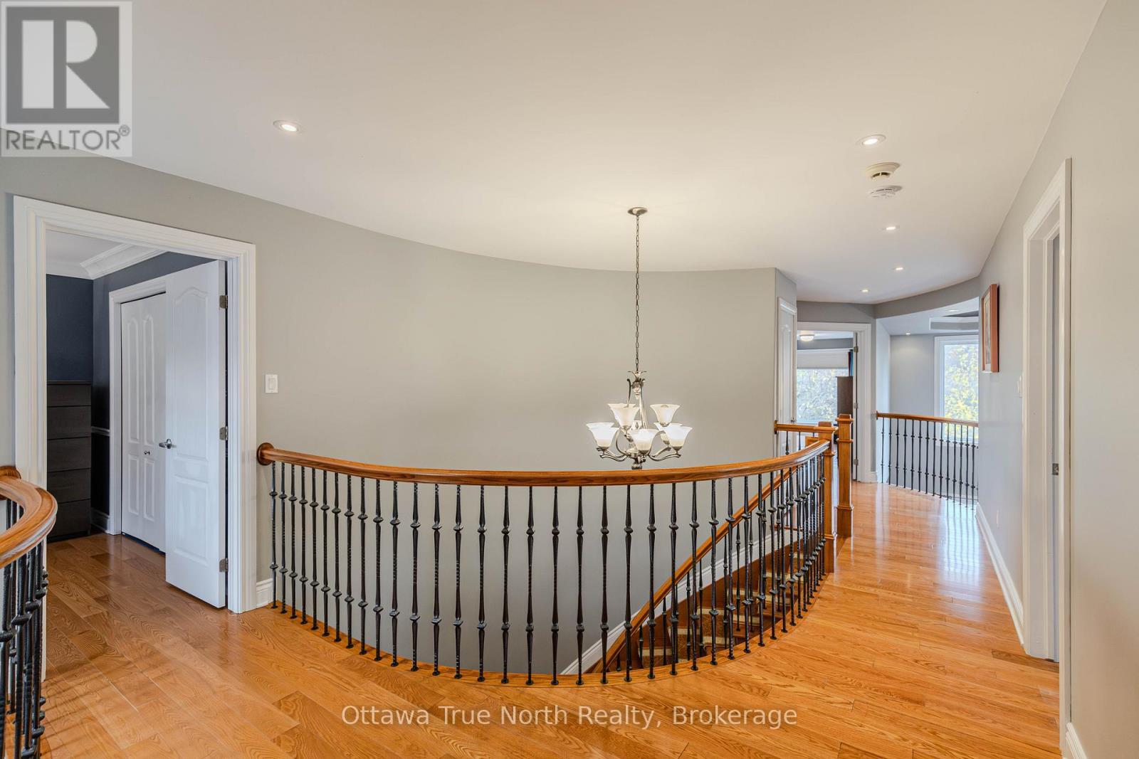 507 Kochar Drive, Ottawa, ON - Indoor Photo Showing Other Room