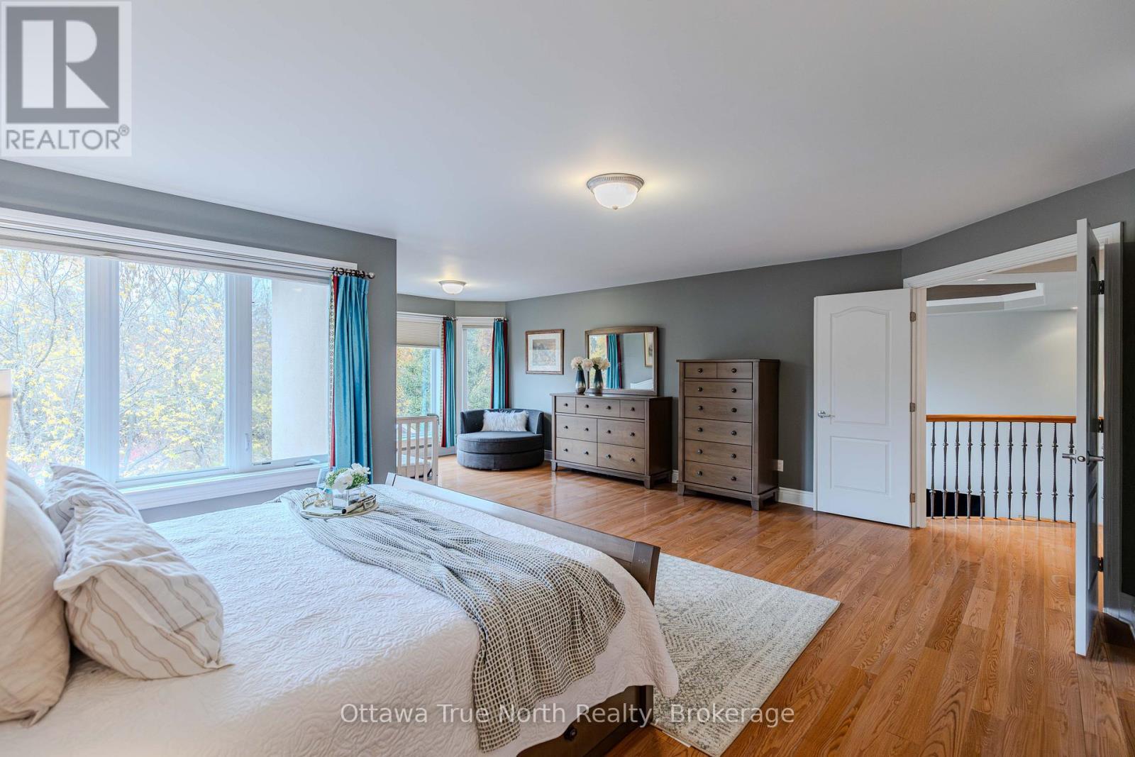 507 Kochar Drive, Ottawa, ON - Indoor Photo Showing Bedroom