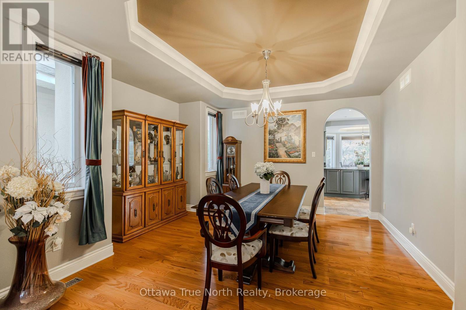 507 Kochar Drive, Ottawa, ON - Indoor Photo Showing Dining Room