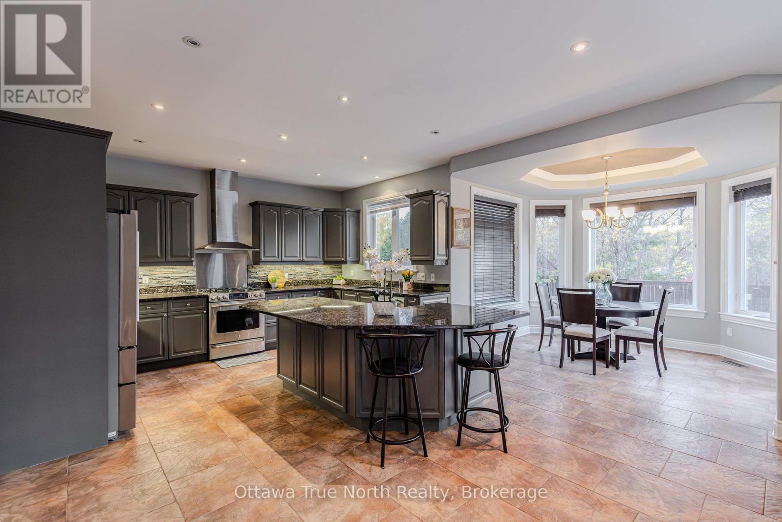 507 Kochar Drive, Ottawa, ON - Indoor