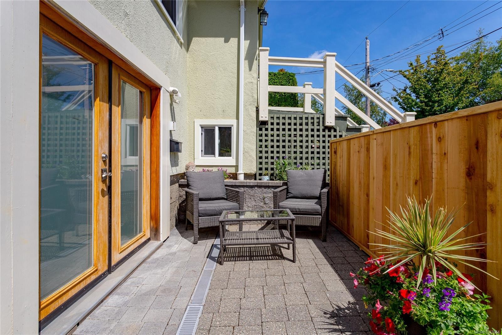 548 Cornwall St, Victoria, BC