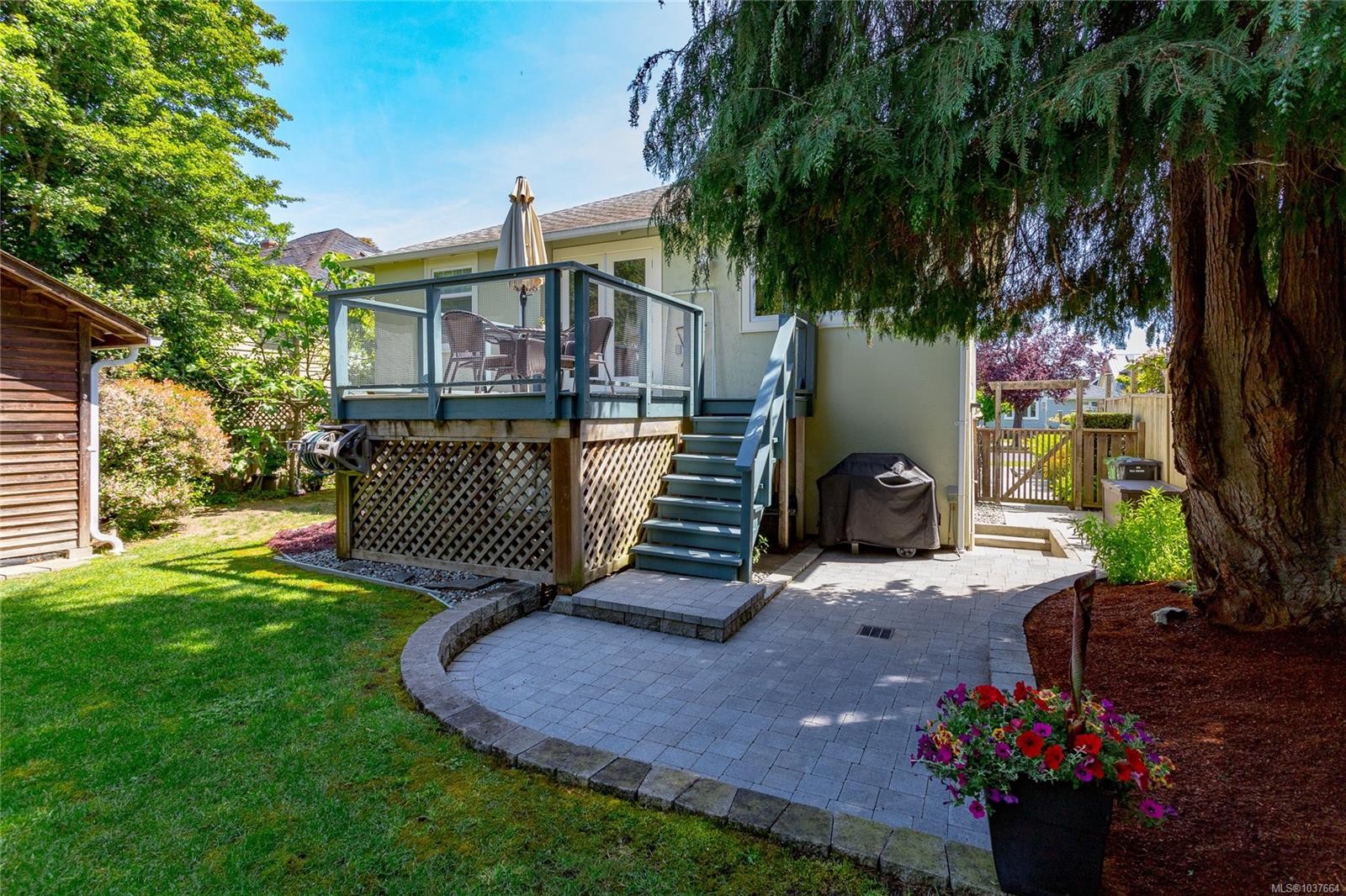 548 Cornwall St, Victoria, BC