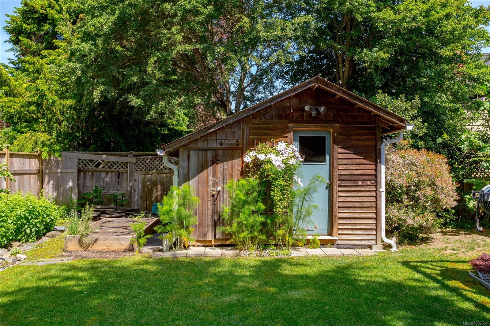 548 Cornwall St, Victoria, BC