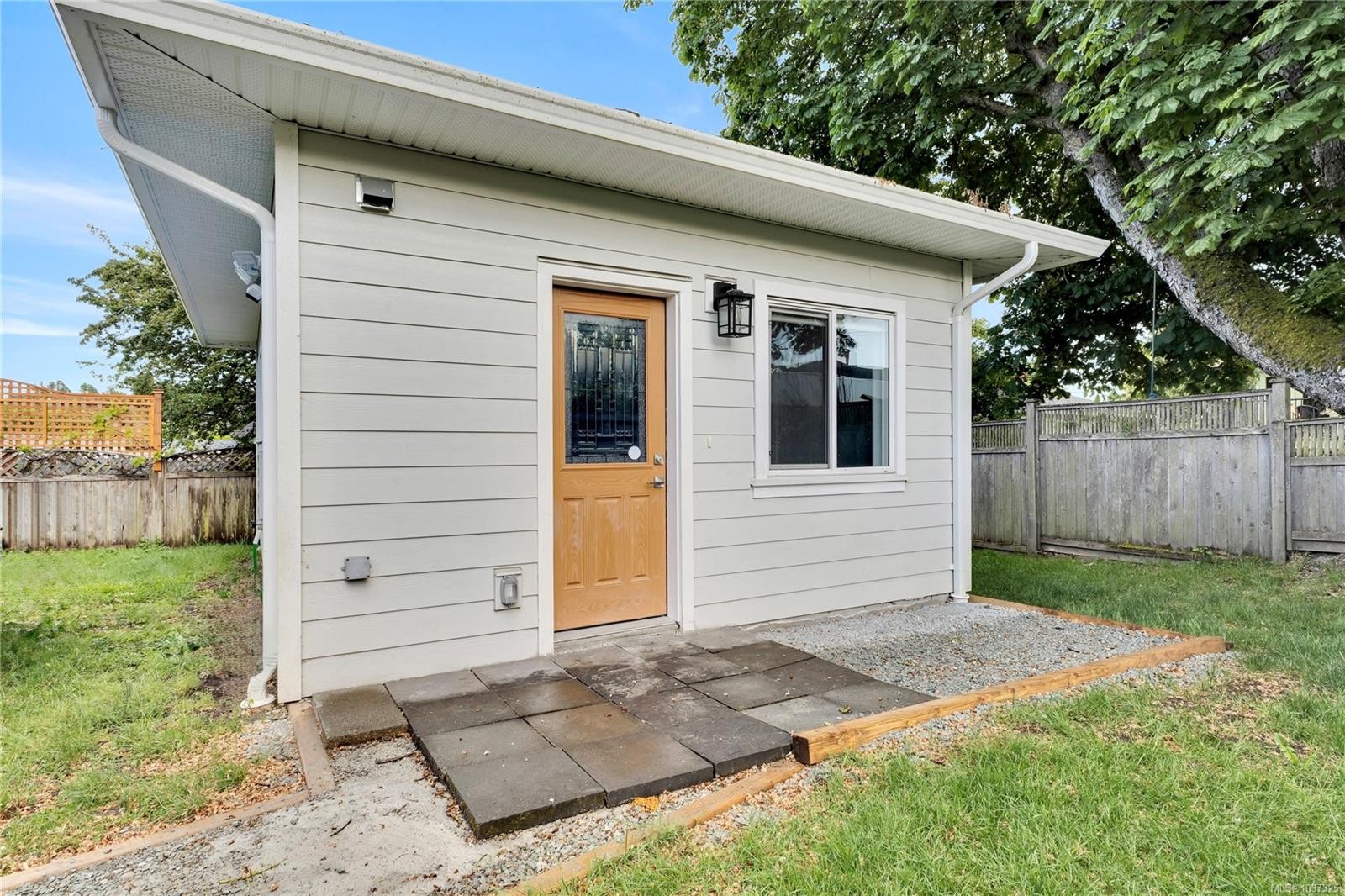 251 Sims Ave, Saanich, BC