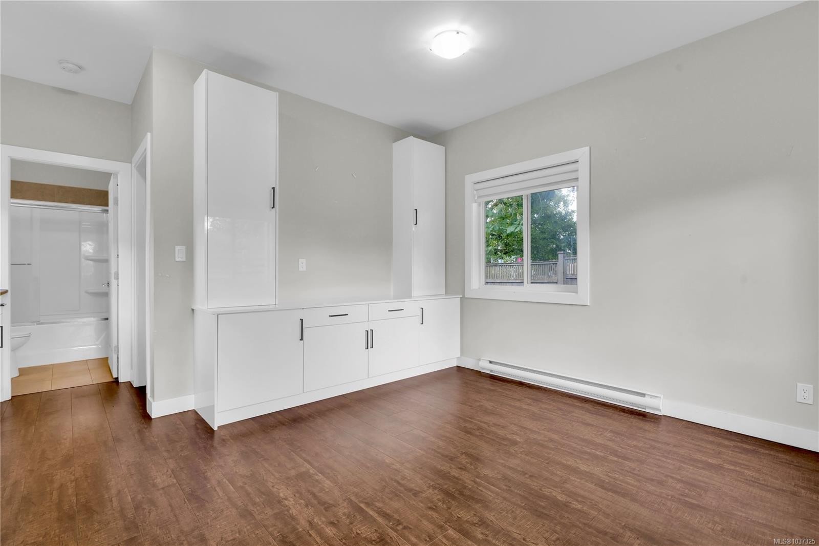 251 Sims Ave, Saanich, BC