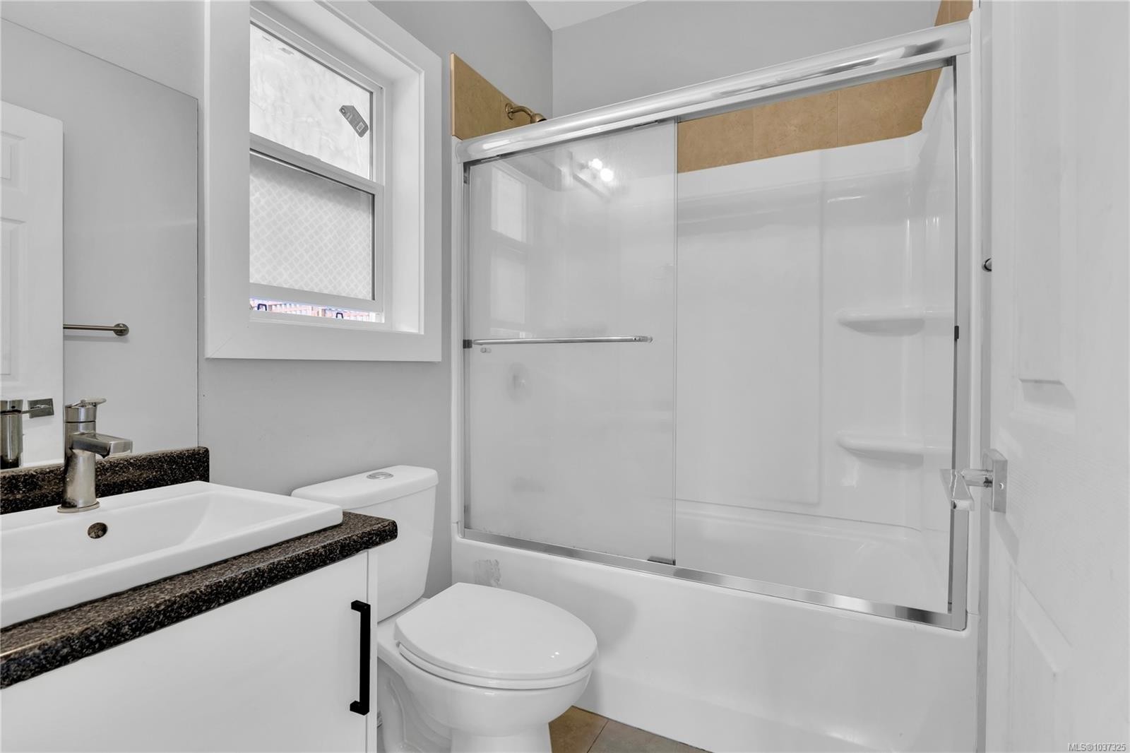 251 Sims Ave, Saanich, BC