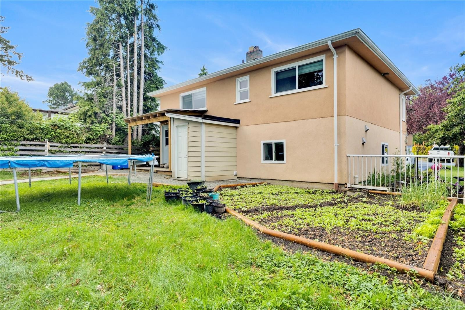 251 Sims Ave, Saanich, BC