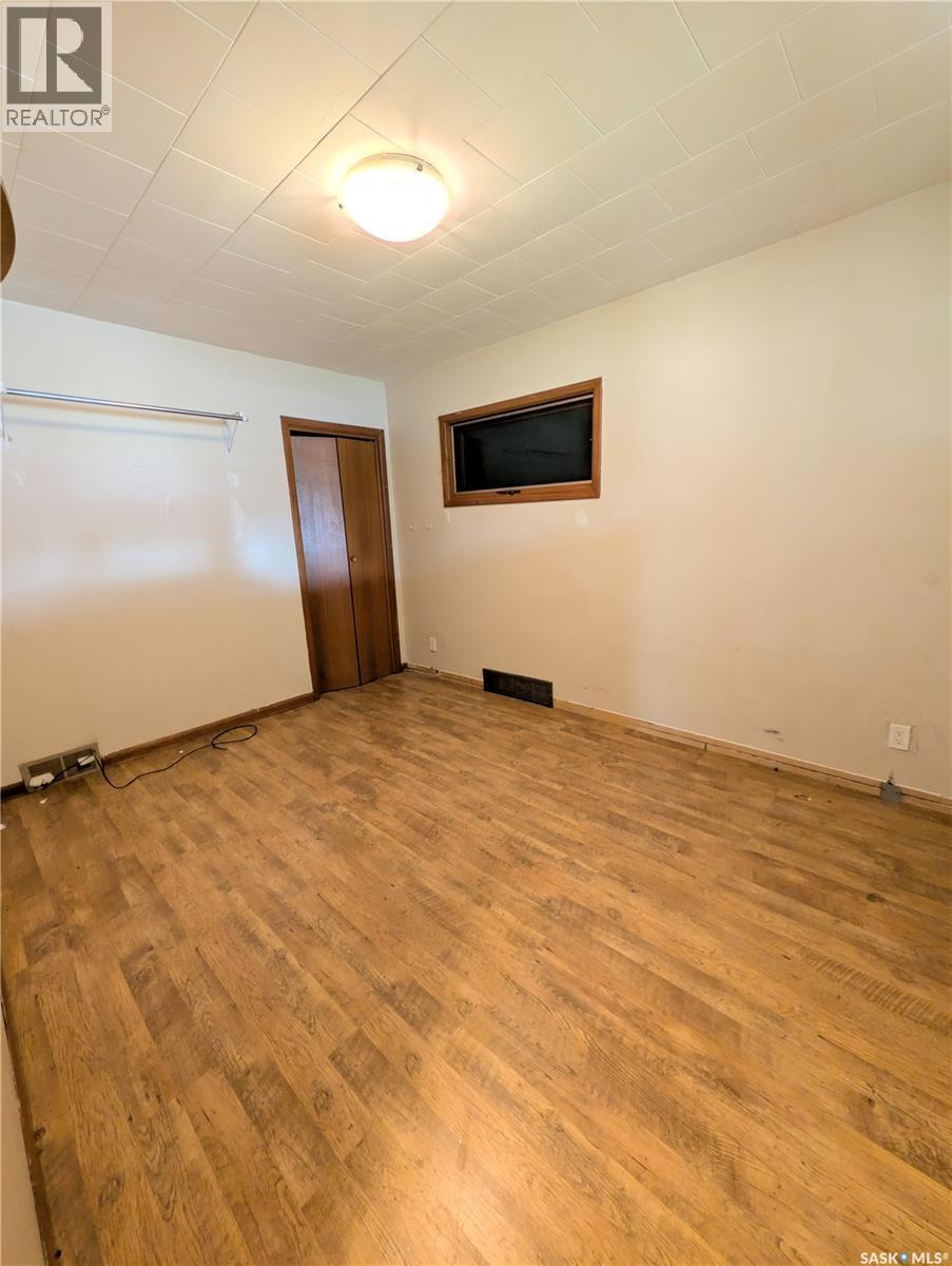 4366 Price Avenue, Gull Lake, SK - Indoor Photo Showing Other Room