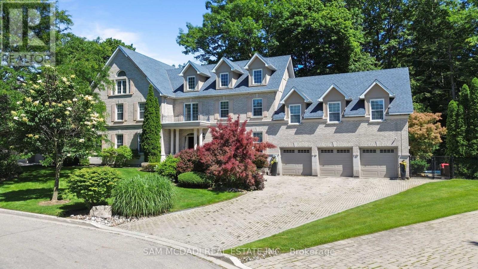 3248 Barchester Court, Mississauga, ON - Outdoor With Facade