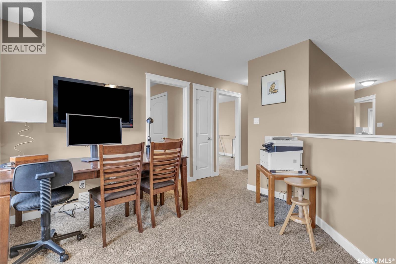 #26 Estates Drive, Elk Ridge, SK - Indoor Photo Showing Office